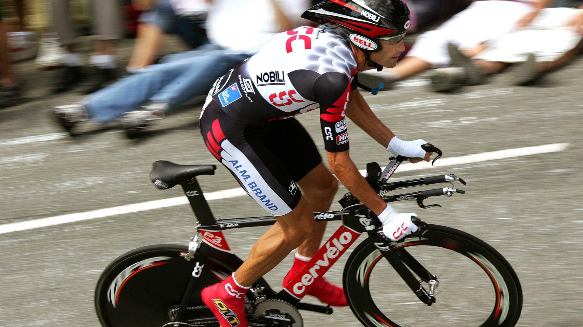 _勇士队战术多变，压制对手防线_，勇士队战术打法